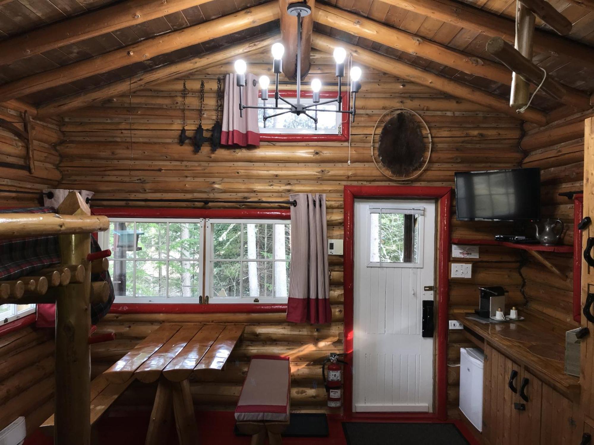 Domaine Le Bostonnais - Le Village En Bois Rond La Tuque Rum bild